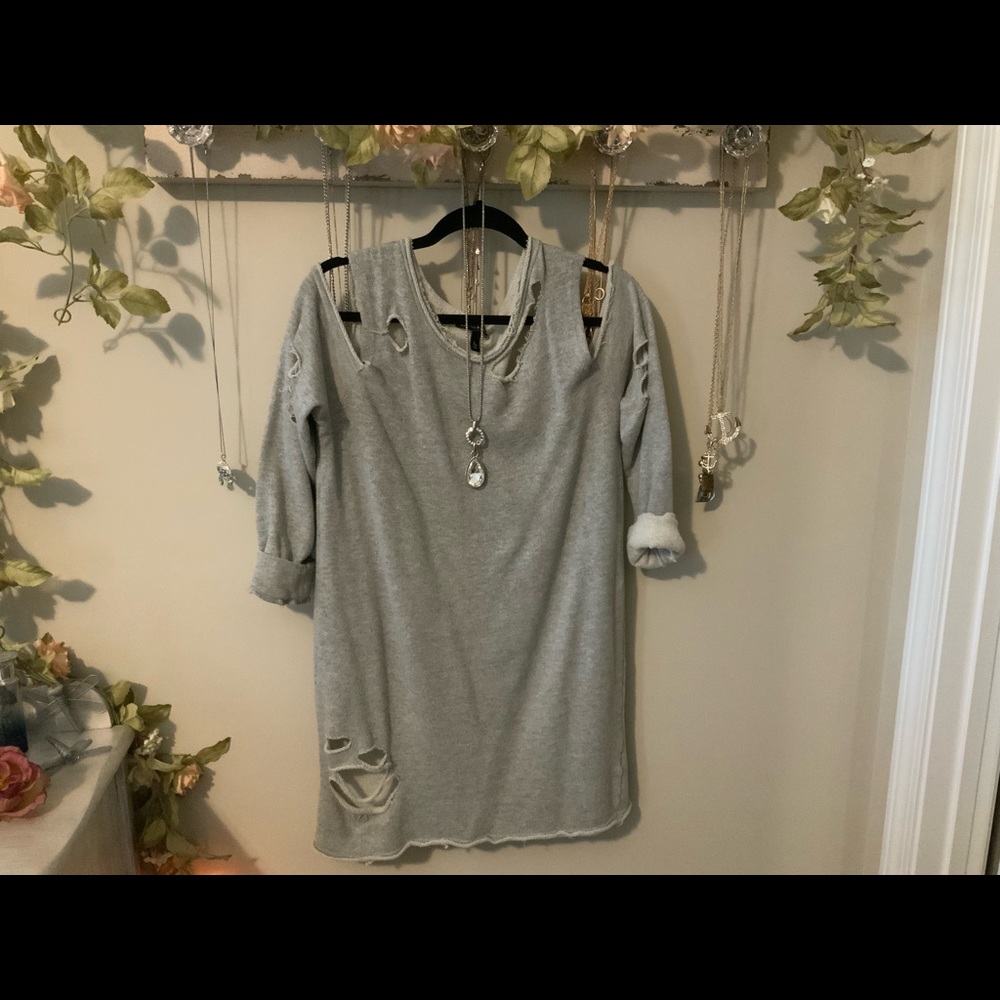 🤩 distressed sweatshirt dress🤩